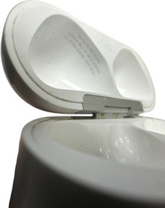 Б/в Навушники Apple airpods 4 with active noise cancellation 01-201099634