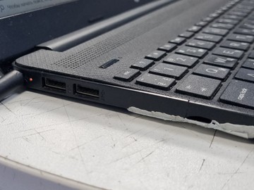 Б/в Ноутбук Hp 15/core i3-1115g4 ddr4/8gb ddr4/ssd 256 gb/*інтегрована 01-201131895
