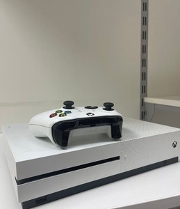 Б/в Ігрова приставка Microsoft xbox one s 1tb 01-201147257