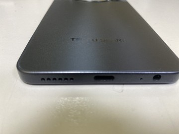 Б/в Мобільний телефон Tecno tecno spark 30 8/128gb kl6 01-201159427