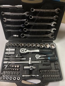 Б/у Набор инструментов Berg 82 pcs 52-112 01-201160605
