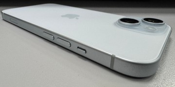 Б/у Мобільний телефон Apple iphone 15 128gb 01-201159360