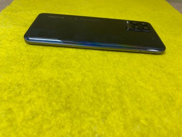 Б/у Мобільний телефон Realme 8 6/128gb 01-201181086