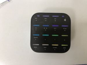 01-200550262: Donner Music medo portable synthesizer-midi controller