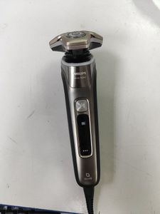 01-200562854: Philips series 9000 s9974/35