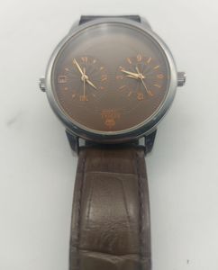 01-200749607: Royal London 40048-05