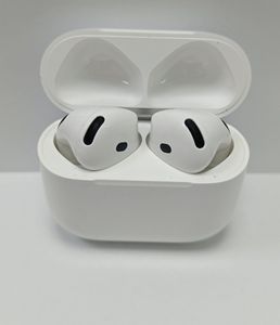 01-200769989: Apple airpods 4 with active noise cancellation