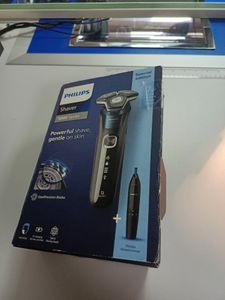 01-200771300: Philips shaver series 5000 s5889