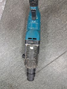 01-200740998: Makita hr2470 romania