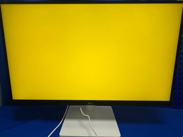 01-200797635: Lg 27us500-w