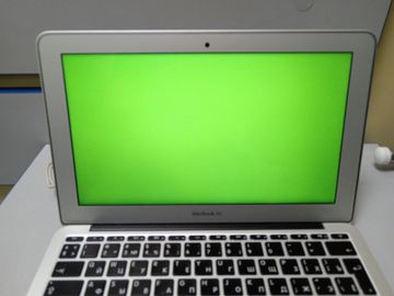 Б/в Ноутбук Apple macbook air 11" a 1465 core i5 1,6ghz/ram 4 gb/ssd 256 gb /hd graphics 6000 01-200802765