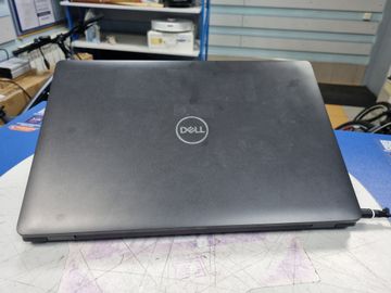 Б/в Ноутбук Dell 15/core i5 8265u ddr4/8gb ddr4/ssd 240 gb/*інтегрована 01-200809809
