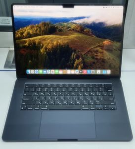 Б/у Ноутбук Apple 15,3"/ a2941/ m2 / ram8gb/ ssd256gb/ retina, truetone 01-200812733