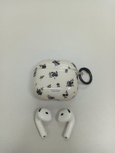 Б/в Навушники Apple airpods 4 01-200814433
