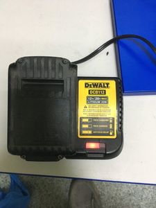 Б/в Шурупокрут Dewalt dcf890 1акб 2ah зп 01-200821419