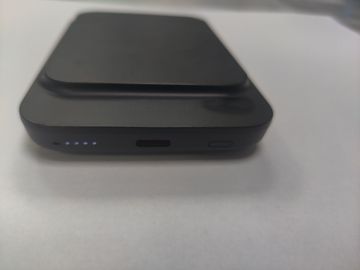 Б/в Бездротова зарядка Power Bank bj63 01-200833519