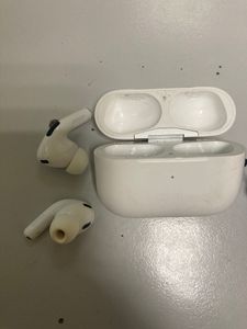 Б/у Наушники Apple airpods pro 2nd generation magsafe 01-200834370