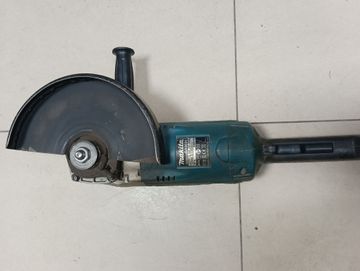Б/в Кутова шліфмашина Makita ga9020 01-200844690