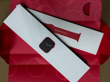 Б/в Смарт-годинник Apple watch series 6 gps aluminium case 40mm 01-200854933