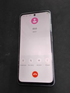 Б/в Мобільний телефон Realme 12 5g 8/256gb 01-200875808