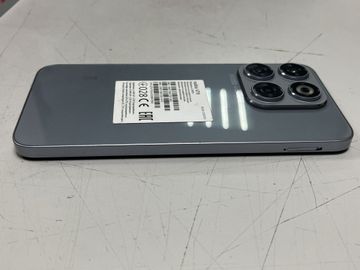 Б/в Мобільний телефон Zte nubia v70 8/256gb 01-200879788