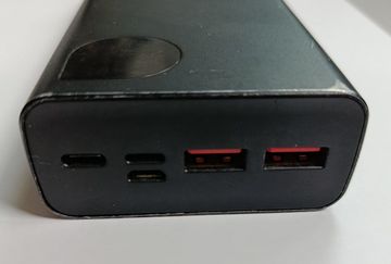 Б/в Повербанк Baseus adaman metal digital display 20000mah 22.5w ppadm20s 01-200881664