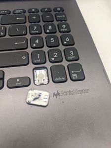 Б/в Ноутбук Asus єкр. 15,6/ pentium 4417u 2,3ghz/ ram4gb/ ssd256gb/ intel hd610 01-200887034