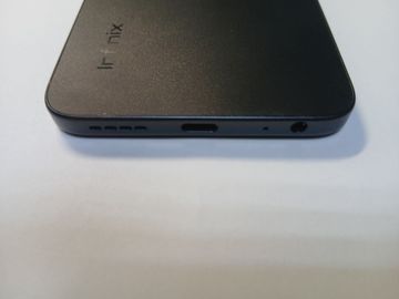 Б/в Мобільний телефон Infinix hot 60i 4/128gb 01-200890169