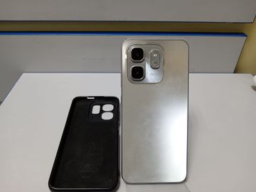 Б/в Мобільний телефон Infinix hot 50i 4/128gb 01-200894421