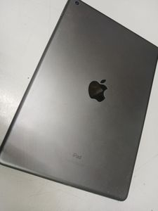 Б/в Планшет Apple ipad 10.2" 2020 wi-fi 32gb 01-200897271