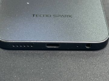 Б/у Мобільний телефон Tecno spark 30c kl5n 6/128gb 01-200899770