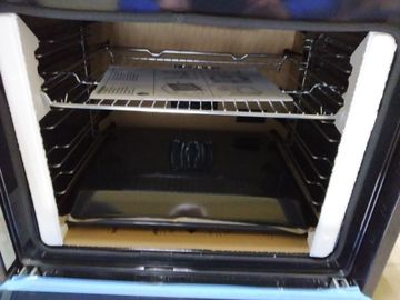 Б/в Духовка електрична Bosch hbg676ew1 01-200915196