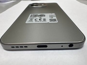 Б/у Мобільний телефон Infinix smart 9 4/128gb 01-200933465