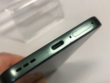 Б/у Мобільний телефон Oppo reno14 f 5g 8/256gb 01-200954587