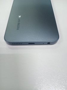 Б/у Мобільний телефон Tecno spark go 1 kl4 4/128gb 01-200954847