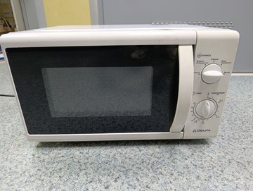 Б/в Мікрохвильова піч Delfa md20mw 01-200966435