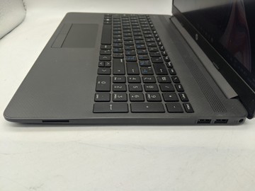 Б/в Ноутбук Hp 15/ryzen 3 3250u ddr4/8gb ddr4/ssd 256 gb/*інтегрована 01-200899253