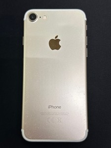 Б/в Мобільний телефон Apple iphone 7 32gb 01-200993326