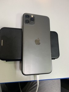 Б/у Мобільний телефон Apple iphone 11 pro max 64gb 01-200999965