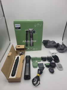 Б/в Машинка для стрижки + тример Philips multigroom all-in-one trimmer series 9000 15in1 mg9552/15 01-200933583