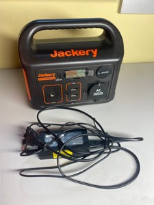 Б/в Зарядна станція Jackery explorer 240eu 01-201007136