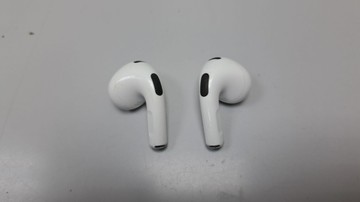 Б/в Навушники Apple airpods 3rd generation 01-201013936