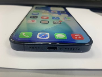 Б/в Мобільний телефон Apple iphone 15 pro max 256gb 01-201042036