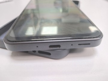Б/в Мобільний телефон Samsung galaxy a26 5g 6/128gb 01-201101042