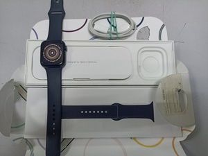 Б/в Смарт-годинник Apple watch se 2 gps 44mm aluminium case 01-201150990