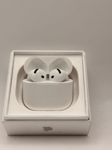 Б/в Навушники Apple airpods 4 with active noise cancellation 01-201116690