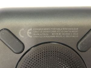 01-200550262: Donner Music medo portable synthesizer-midi controller