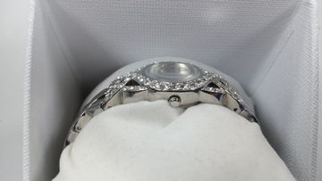 01-200563273: Guess gw0682l1