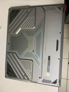 01-200749402: Msi titan 18 hx ai a2xwjg