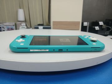 01-200740348: Nintendo switch